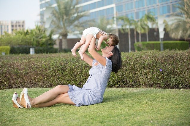 mamás estresadas e hijos con obesidad